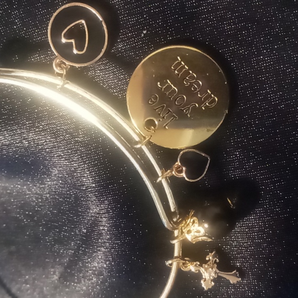 Inspirational bangle bracelets expandable gold tone with heart charms